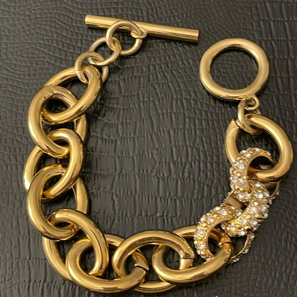 Unbranded Gold Chain Bracelet with Rhinestone Accent NWOT